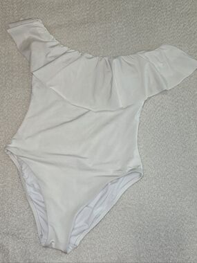 Trina Turk Monaco White Ruffle Off The Shoulder One-Piece Swimsuit